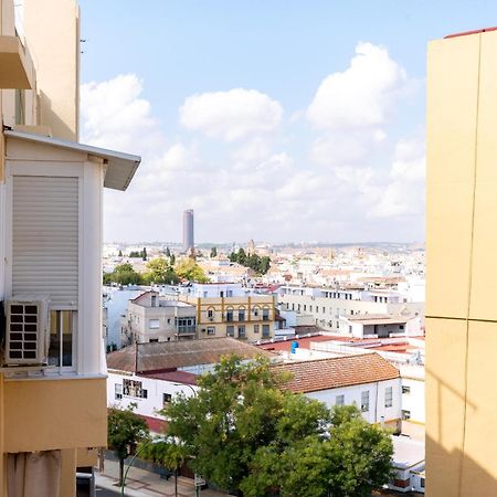 Apartamento Familiar Maria Auxiliadora Seville Exterior photo