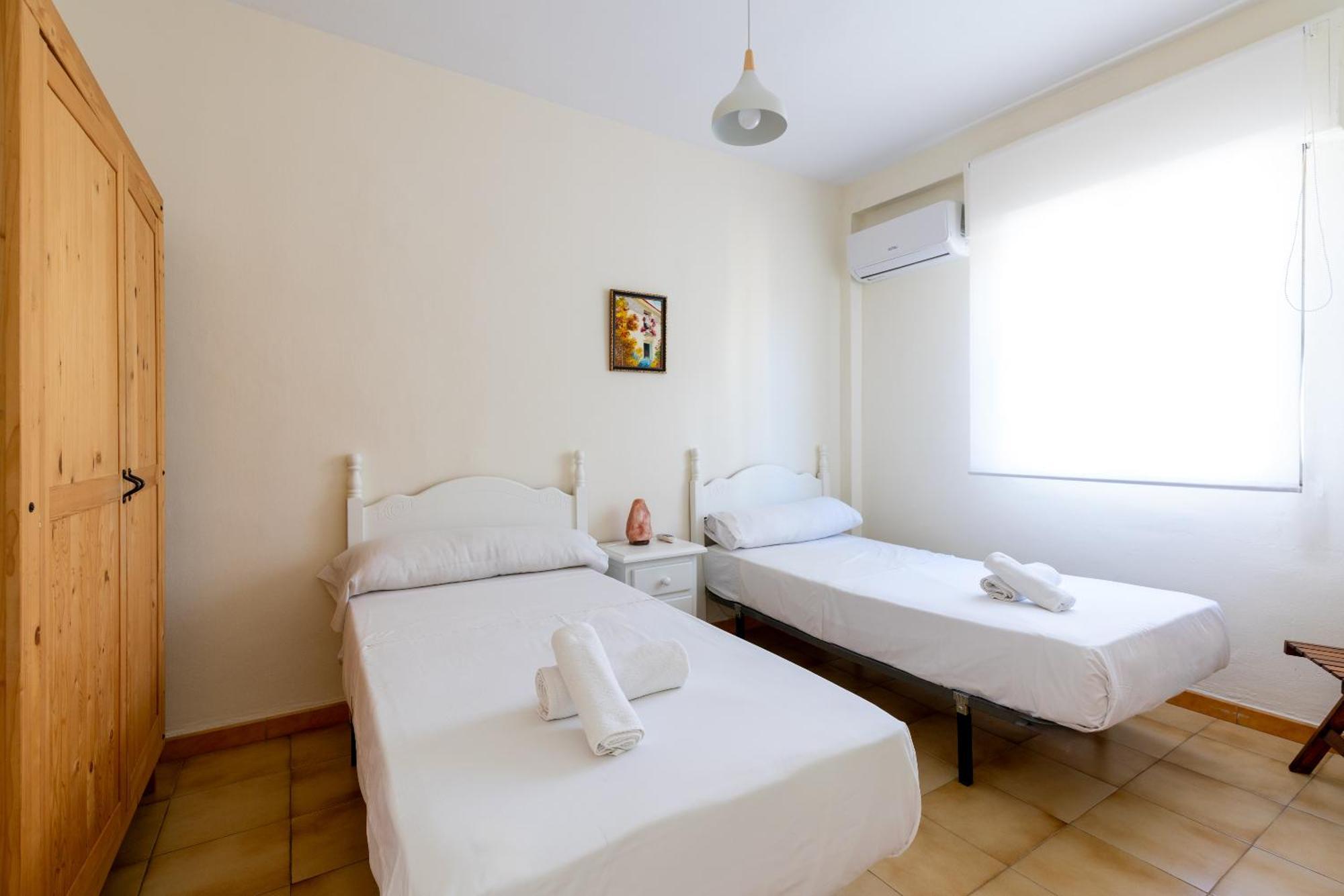 Apartamento Familiar Maria Auxiliadora Seville Exterior photo