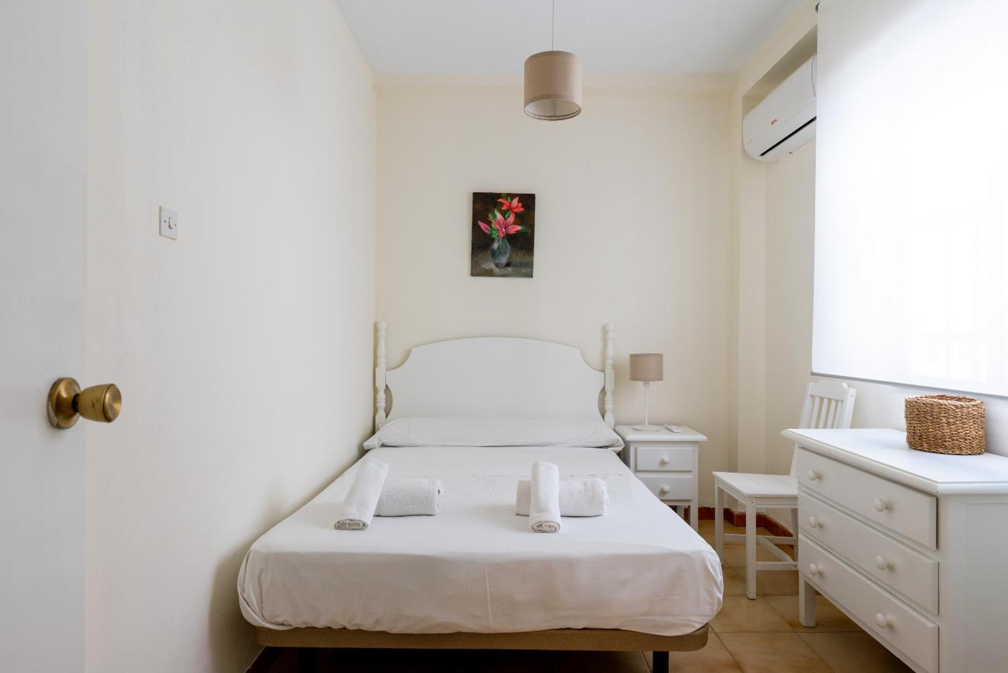 Apartamento Familiar Maria Auxiliadora Seville Exterior photo