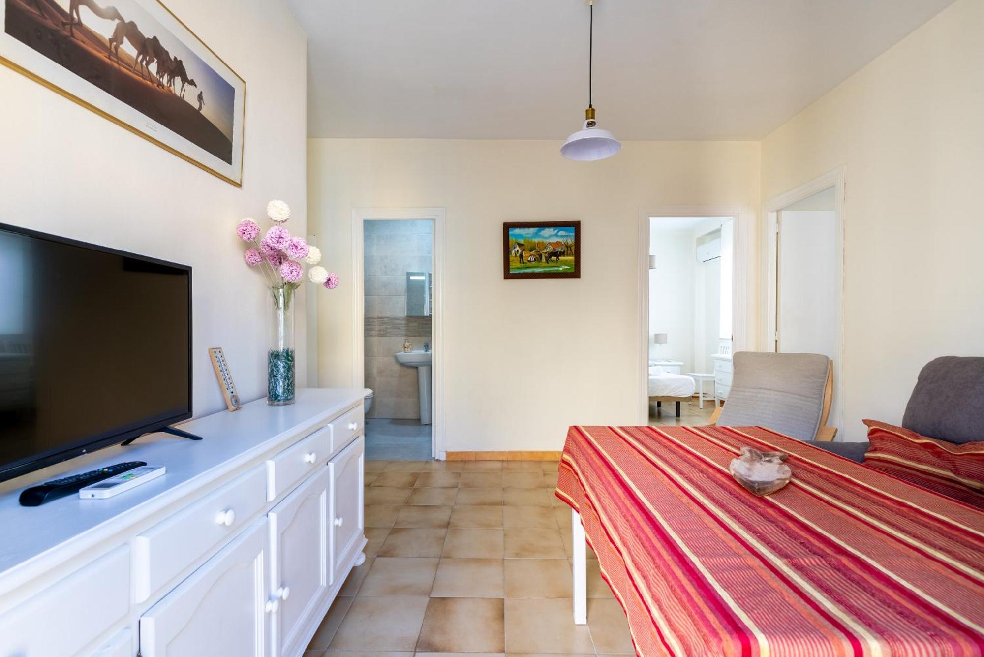 Apartamento Familiar Maria Auxiliadora Seville Exterior photo