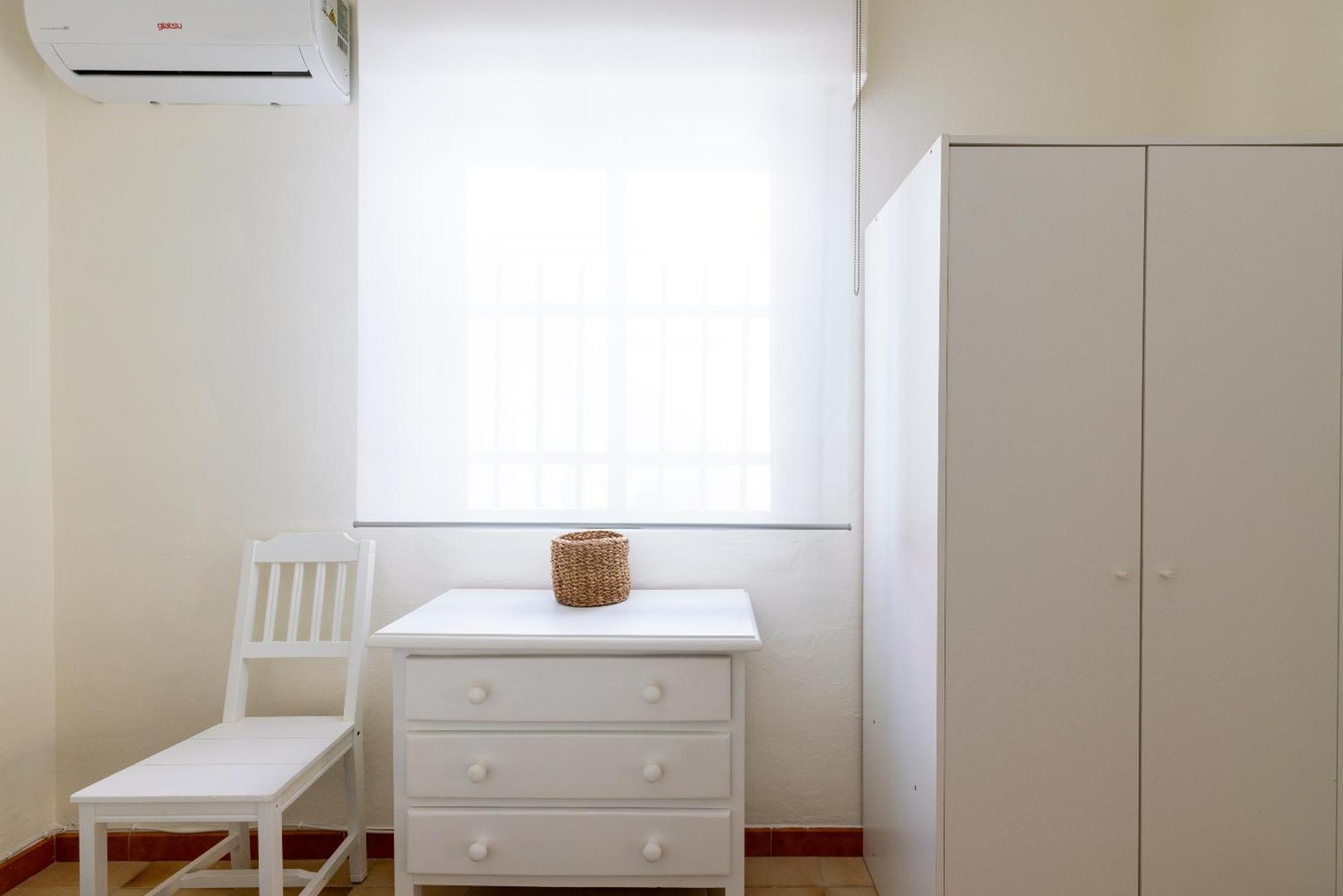 Apartamento Familiar Maria Auxiliadora Seville Exterior photo