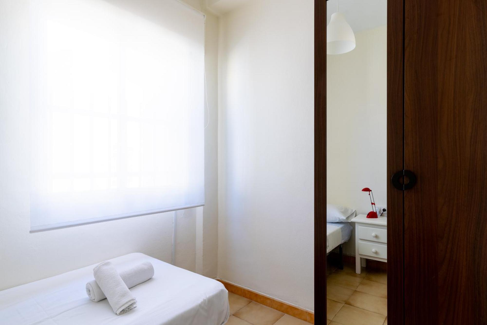 Apartamento Familiar Maria Auxiliadora Seville Exterior photo