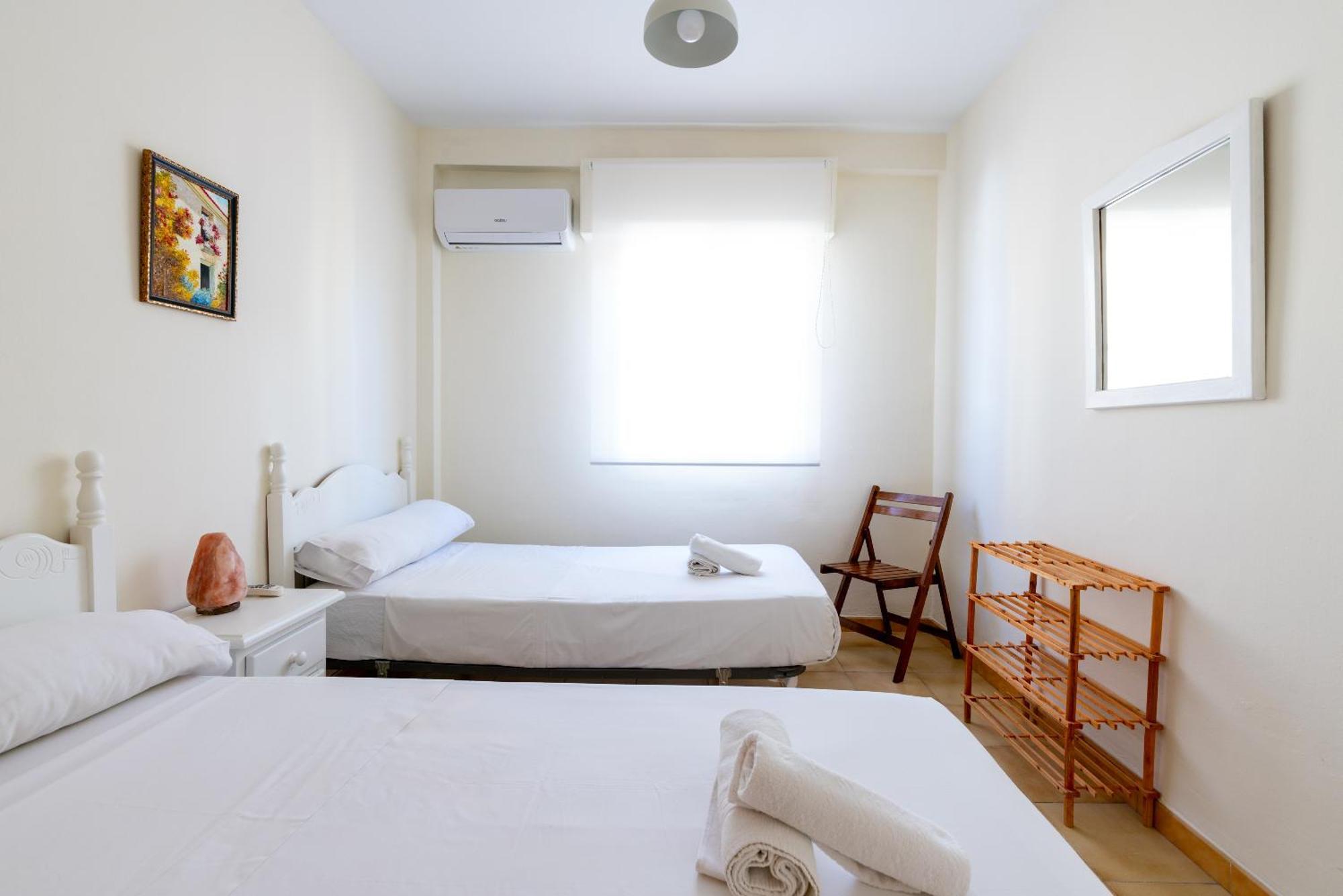 Apartamento Familiar Maria Auxiliadora Seville Exterior photo