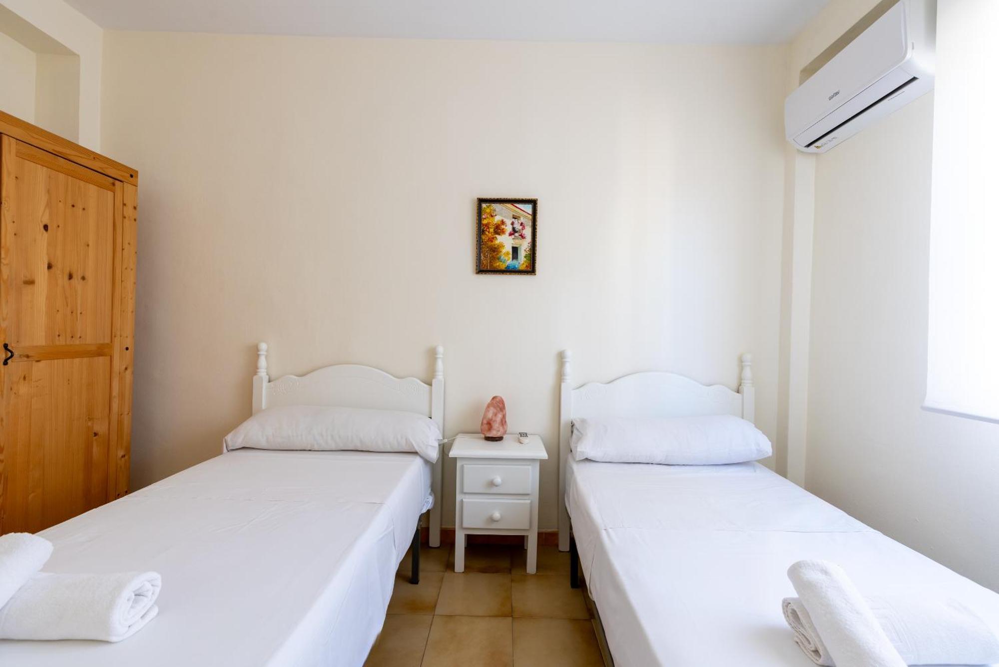 Apartamento Familiar Maria Auxiliadora Seville Exterior photo