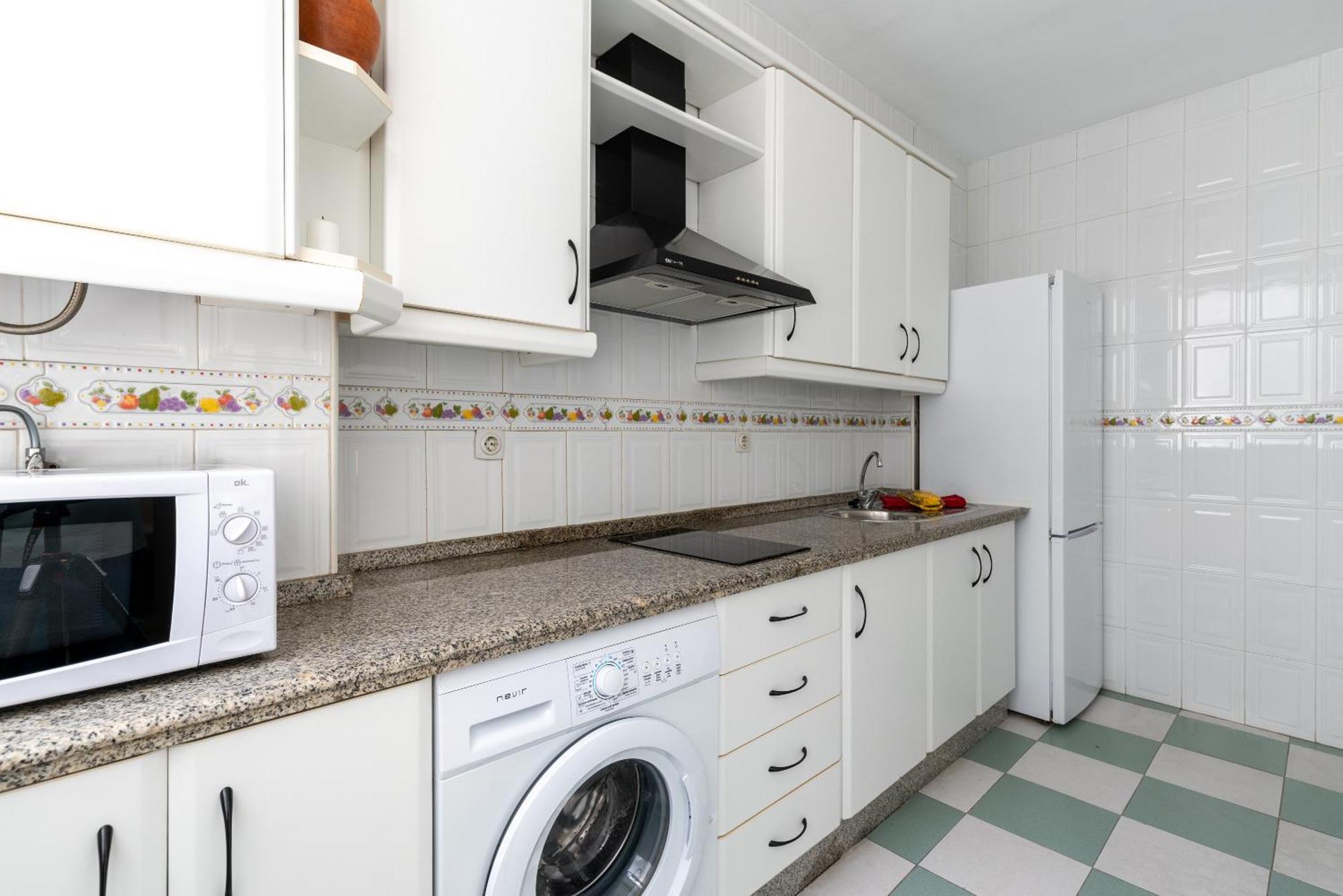 Apartamento Familiar Maria Auxiliadora Seville Exterior photo